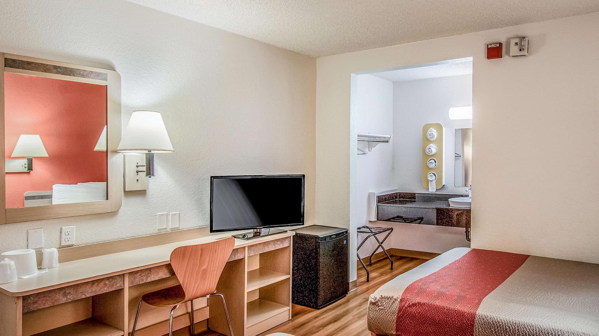 Motel 6-Eureka, Ca Redwood Coast エクステリア 写真