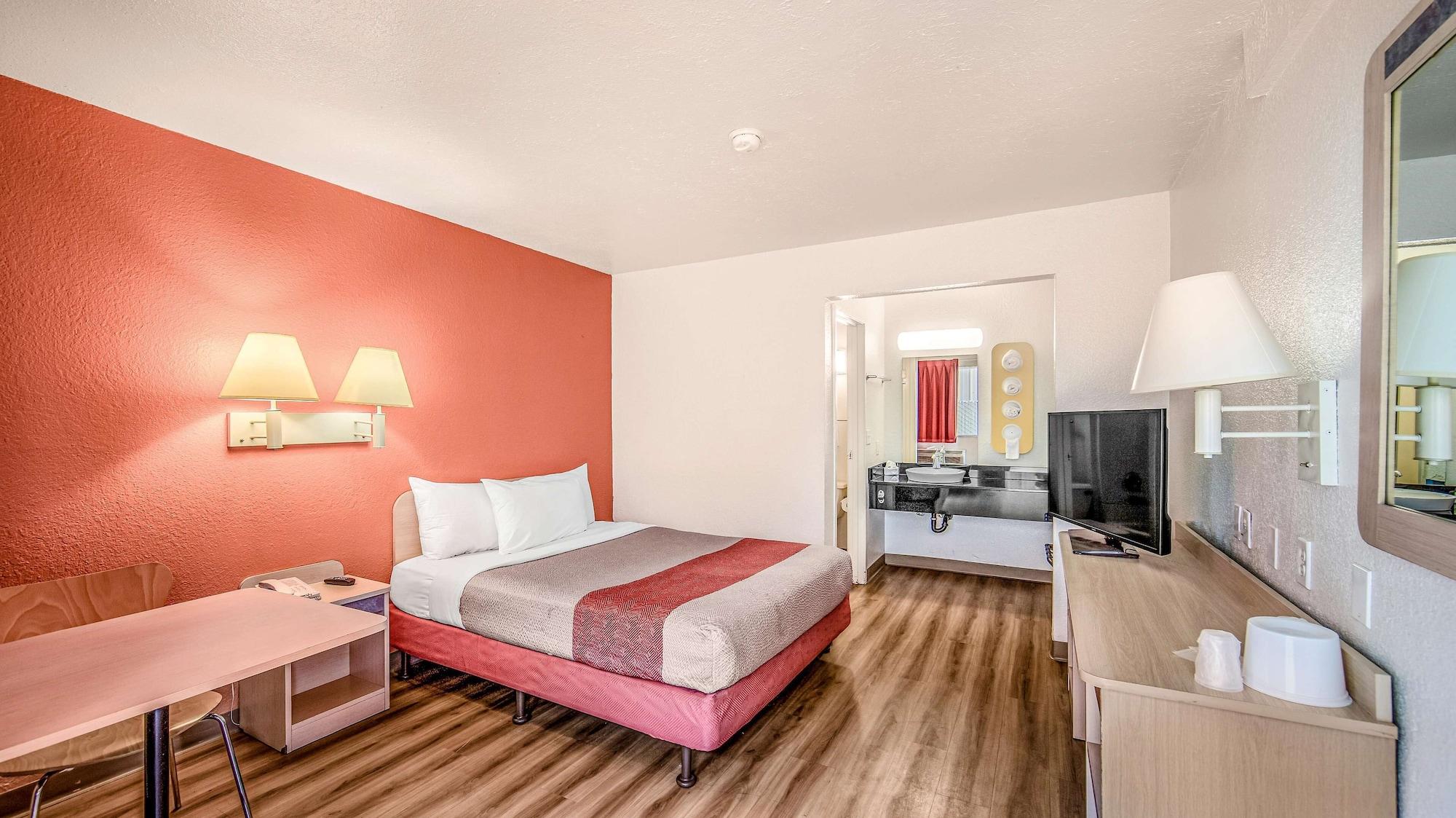 Motel 6-Eureka, Ca Redwood Coast エクステリア 写真