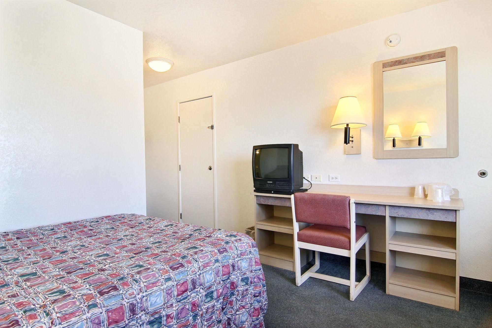 Motel 6-Eureka, Ca Redwood Coast エクステリア 写真